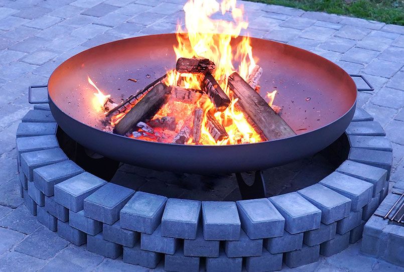 Firepit with fire